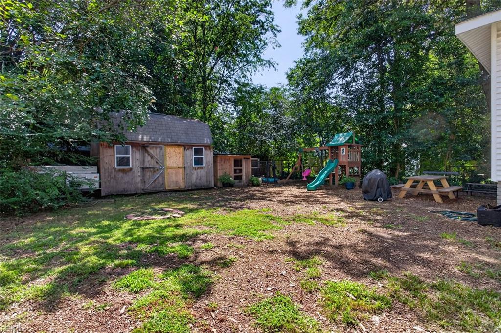 4306 Newport Ave Property Photo 33