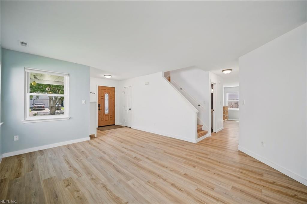 505 Summer Lake Ln Property Photo 10