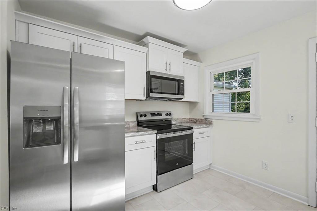 798 Old Oyster Point Rd Property Photo 15