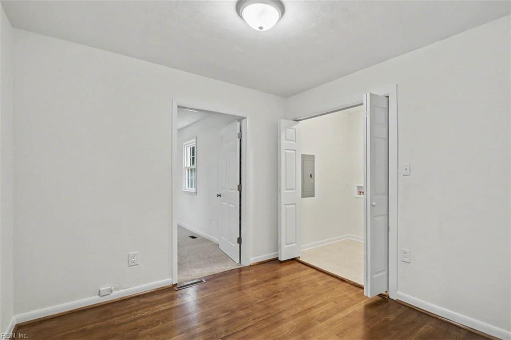 798 Old Oyster Point Rd Property Photo 18
