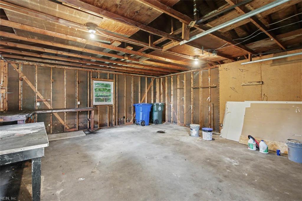 798 Old Oyster Point Rd Property Photo 32