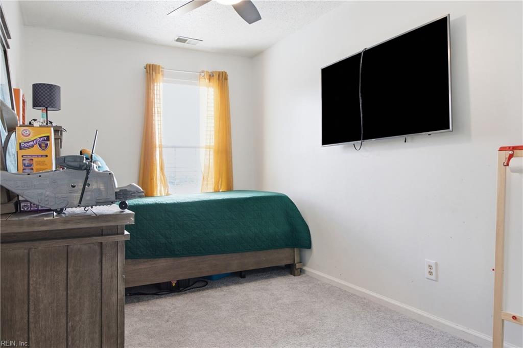 176 Wexford Dr E Property Photo 19