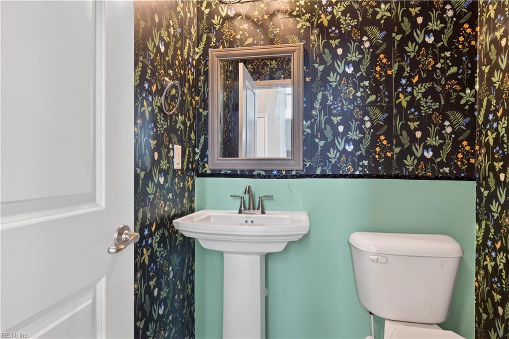 20242 Spring Branch Ct Property Photo 9