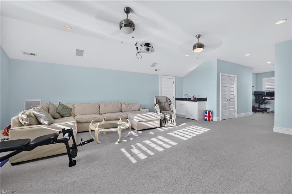 4850 E Beach Dr Property Photo 40