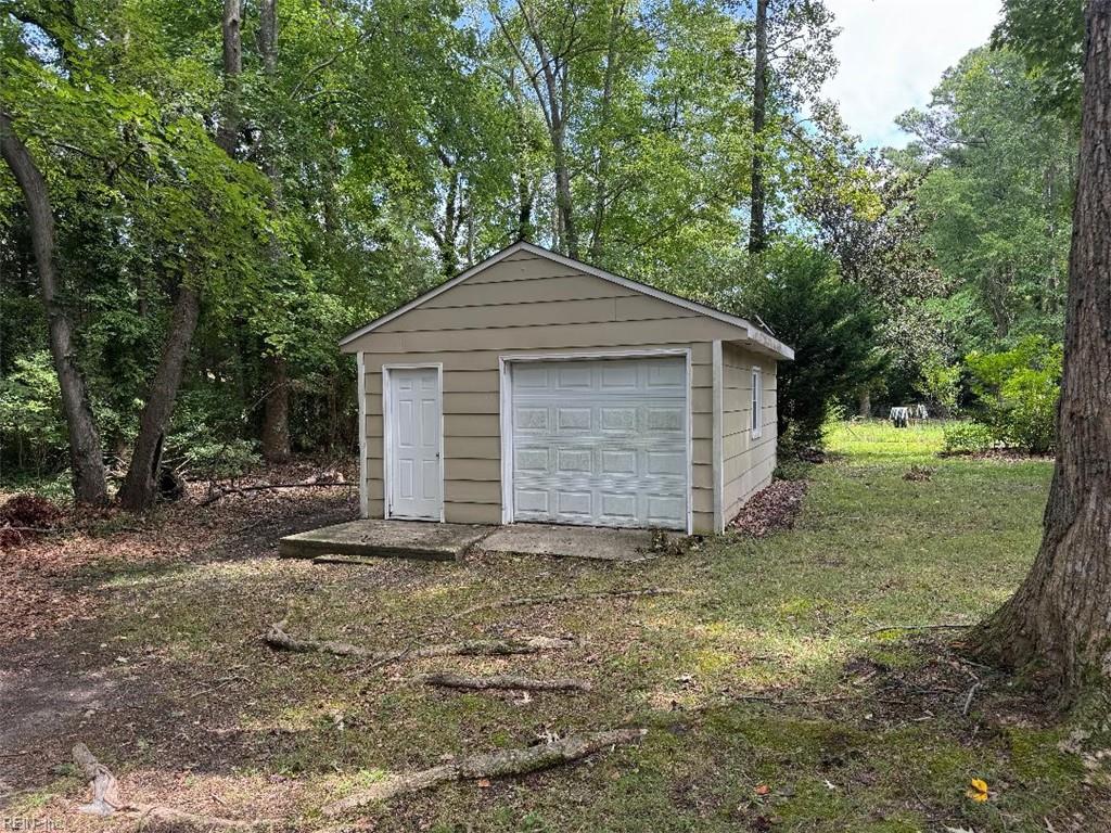 105 Marlin Cir Property Photo 3