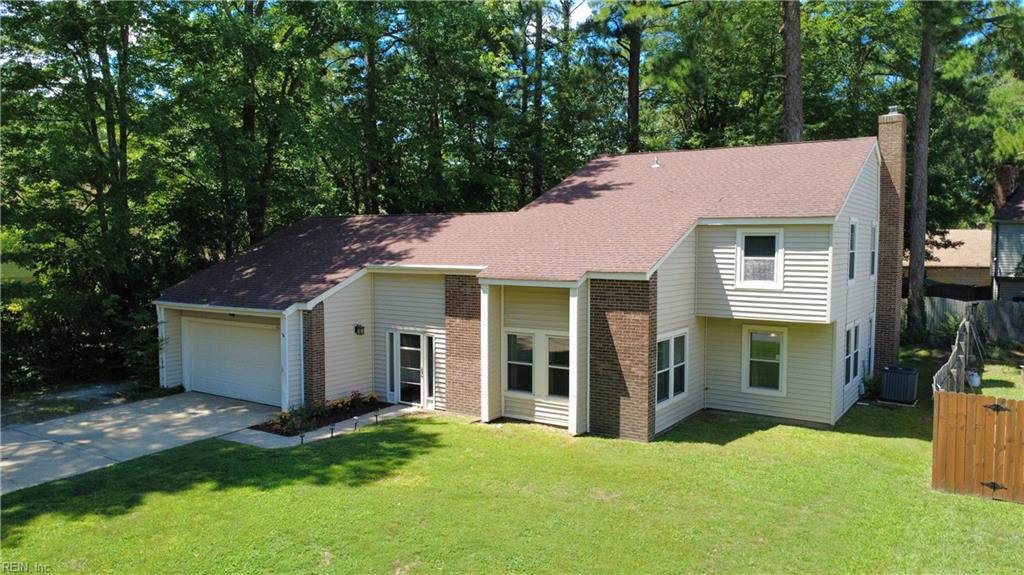 1553 Edgewater Dr Property Photo 3
