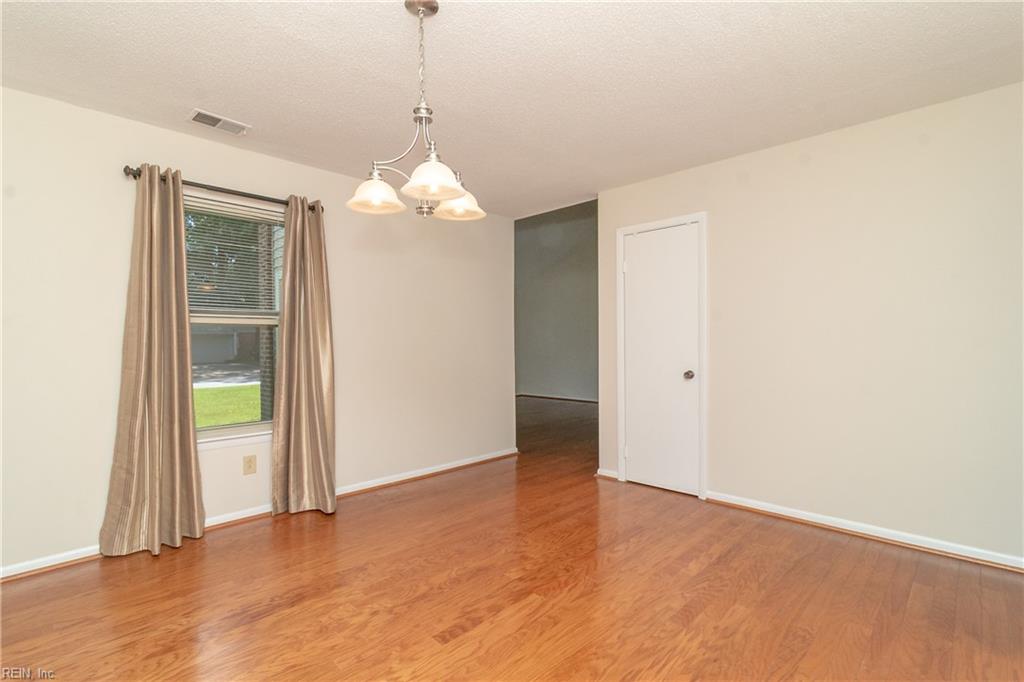 1553 Edgewater Dr Property Photo 16