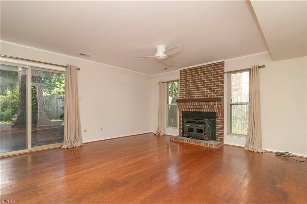 1553 Edgewater Dr Property Photo 23