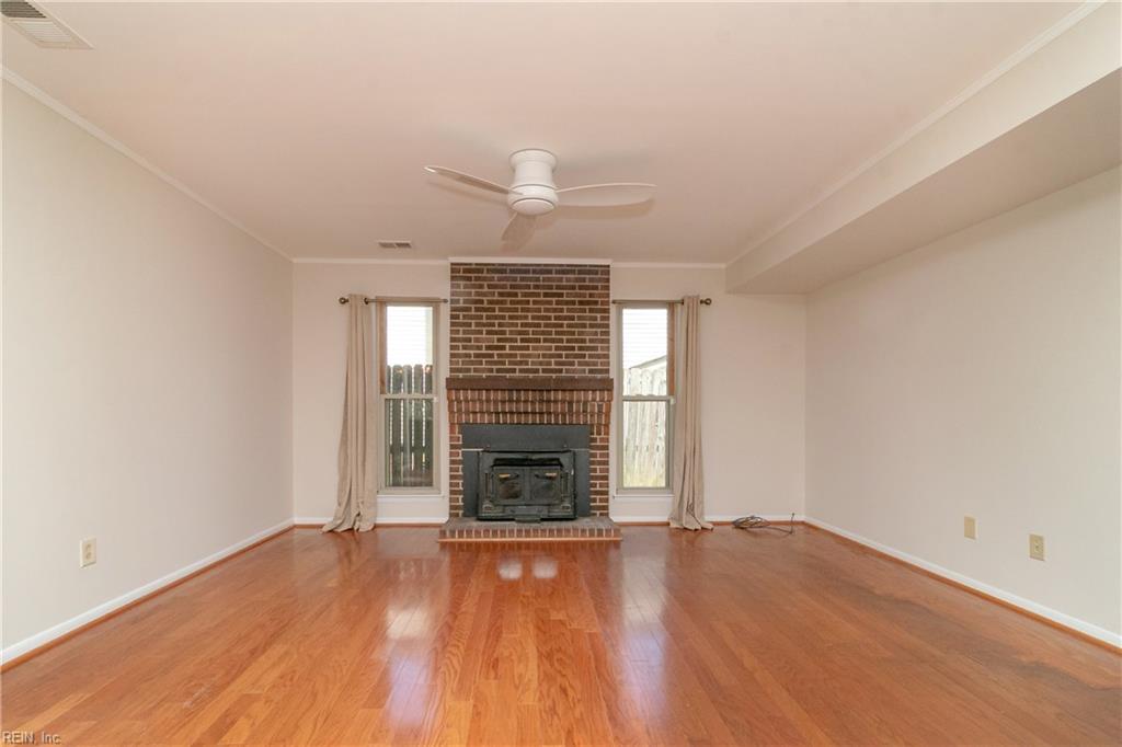 1553 Edgewater Dr Property Photo 24