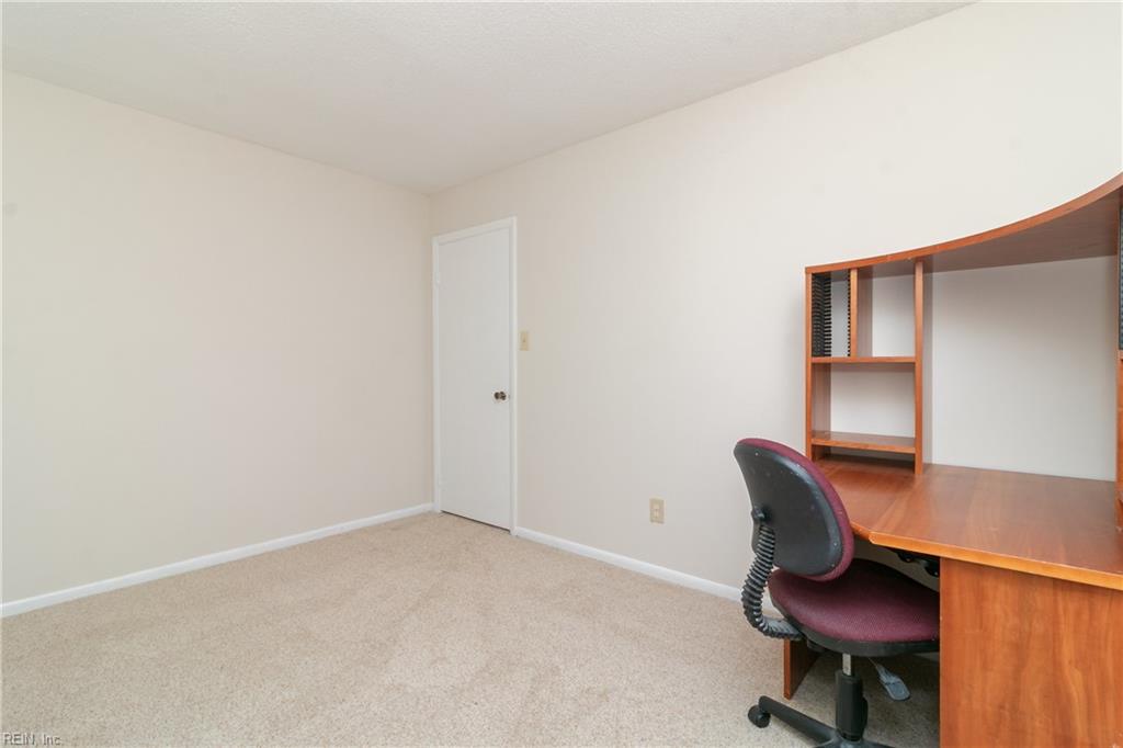 1553 Edgewater Dr Property Photo 35