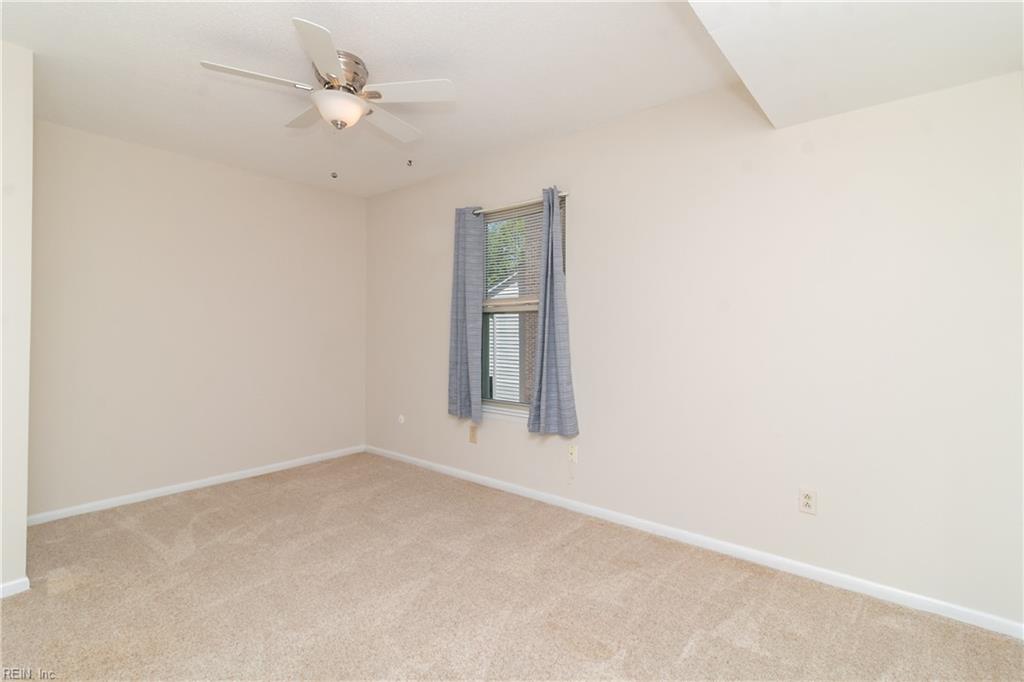 1553 Edgewater Dr Property Photo 41