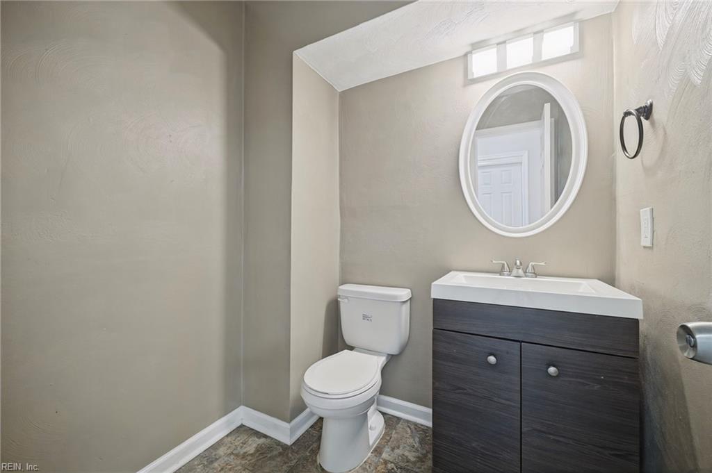 1424 Planting Ct Property Photo 21