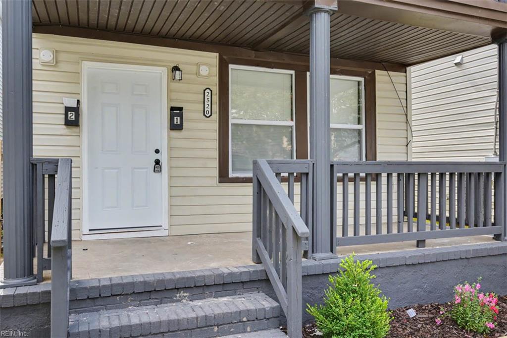 2520 Barre St Property Photo 2