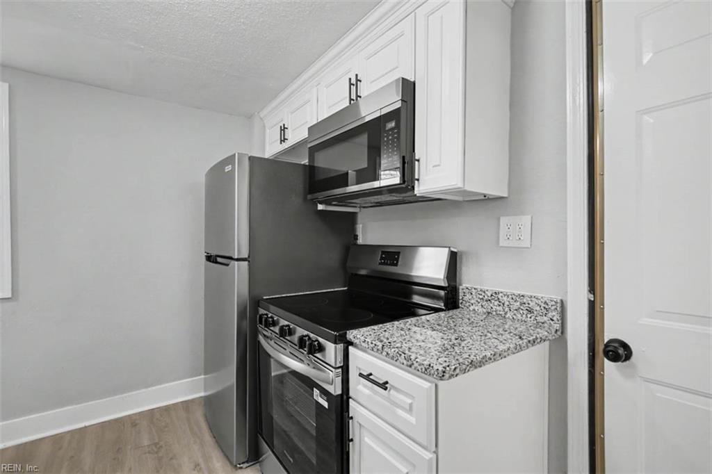 2520 Barre St Property Photo 11