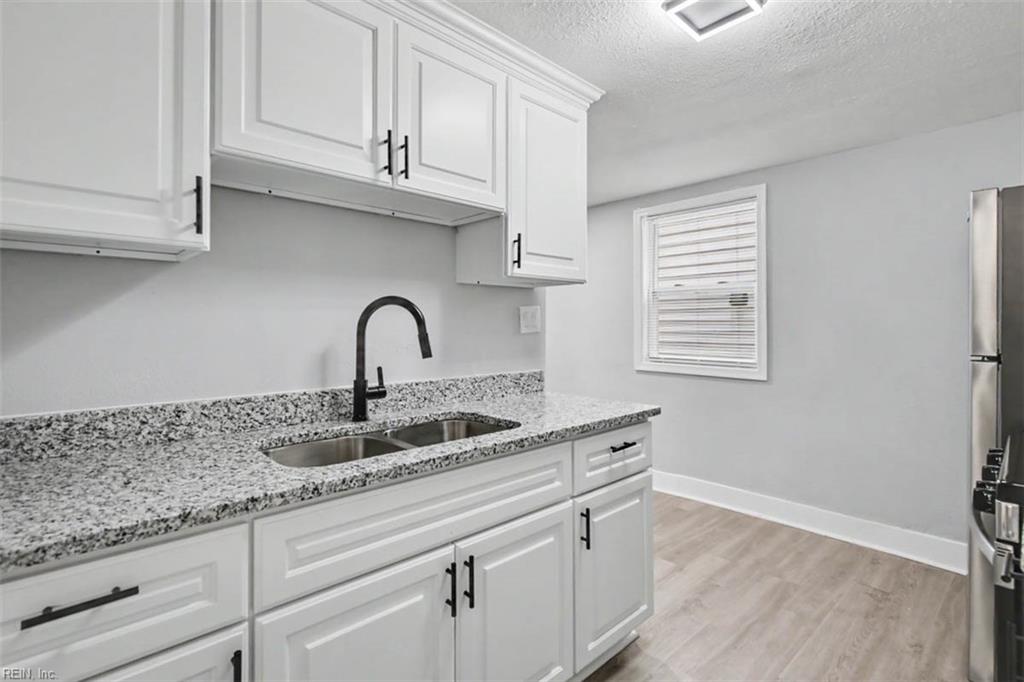 2520 Barre St Property Photo 12