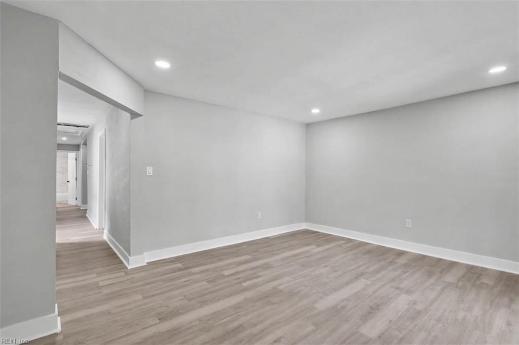 2520 Barre St Property Photo 25