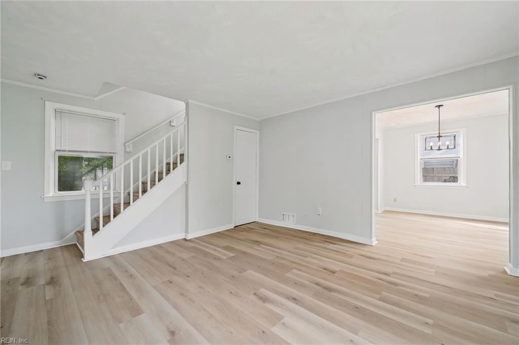 1512 Rolfe Pl Property Photo 4