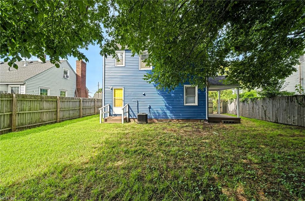1512 Rolfe Pl Property Photo 22