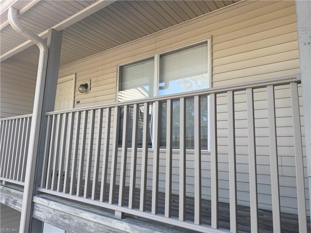 566 Candle Ln Property Photo 3