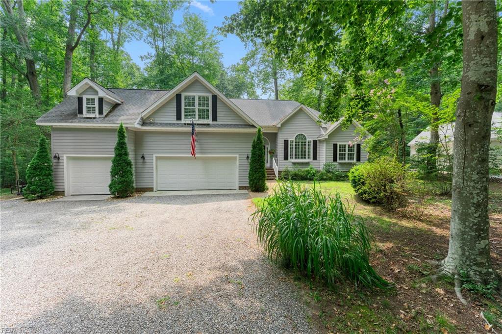 974 Wilton Coves Dr Property Photo 2