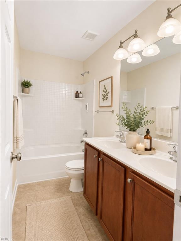 114 Cotswold Ct Property Photo 9