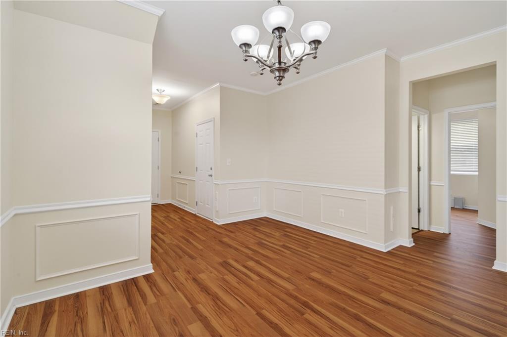 114 Cotswold Ct Property Photo 13