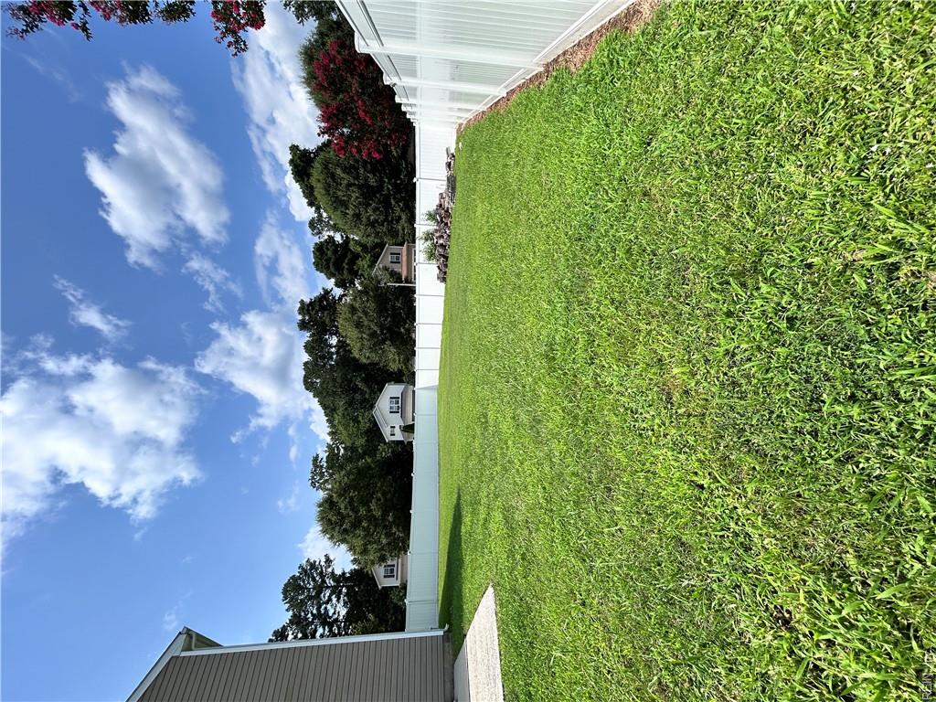 114 Cotswold Ct Property Photo 17