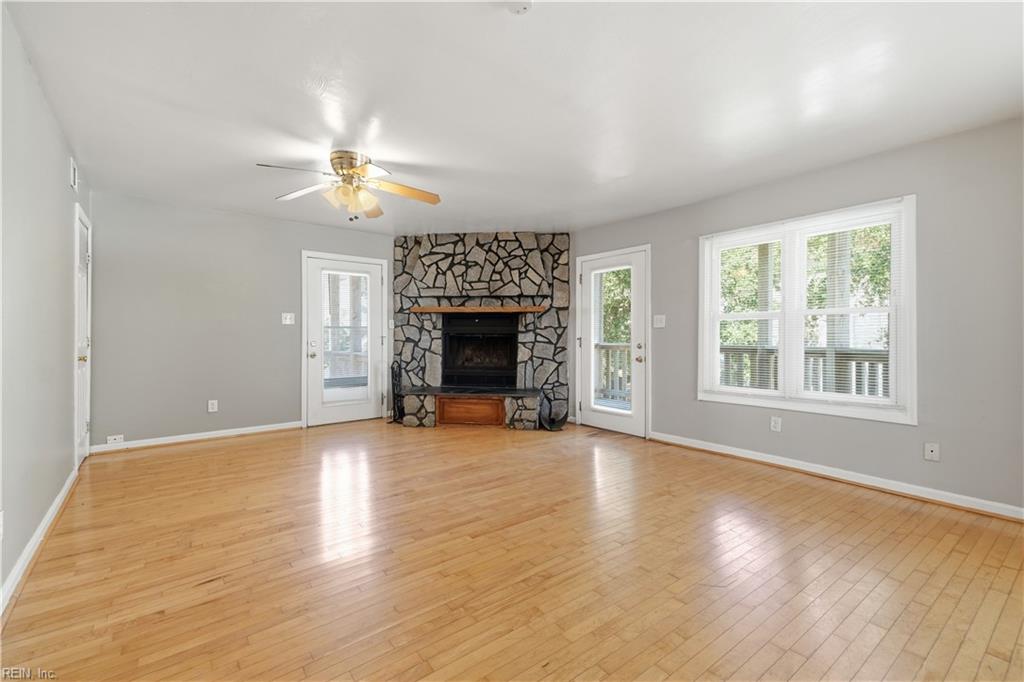 1326 W Ocean View Ave Property Photo 14
