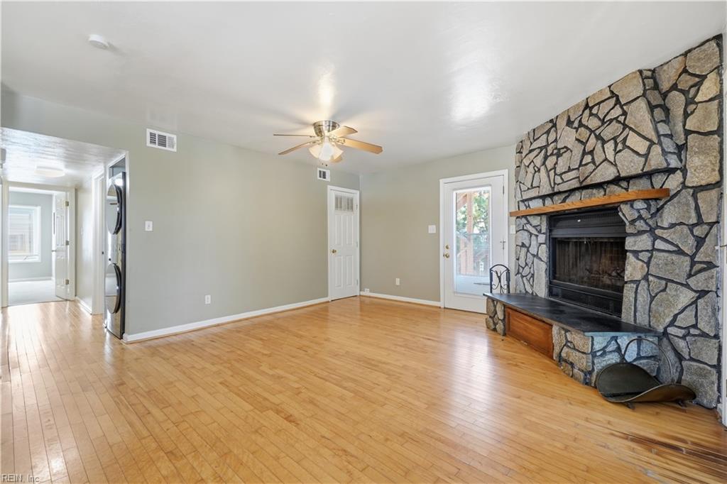 1326 W Ocean View Ave Property Photo 15