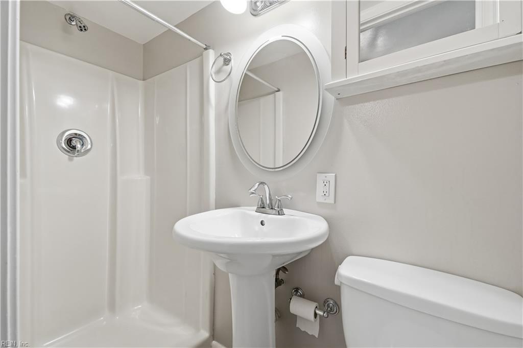 1326 W Ocean View Ave Property Photo 27