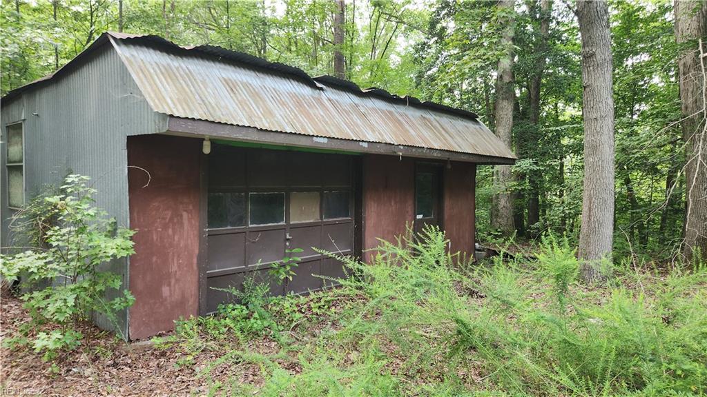 9225 Diascund Rd Property Photo 2