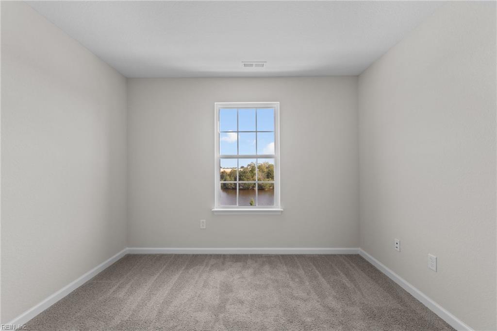 186 Freeman Dr Property Photo 14