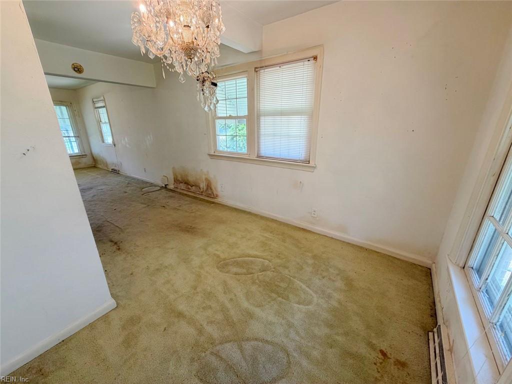 851 Widgeon Rd Property Photo 9
