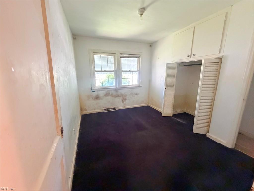851 Widgeon Rd Property Photo 12