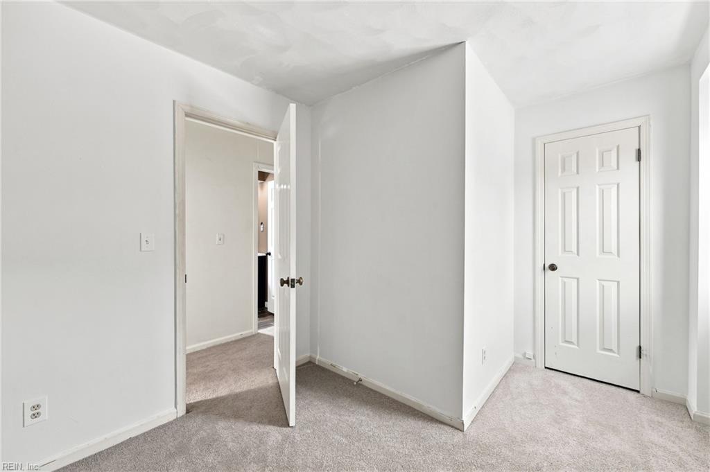 604 Winscott Ct Property Photo 9