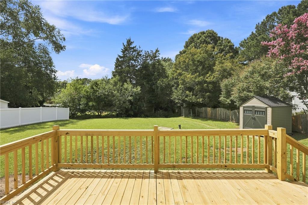 604 Winscott Ct Property Photo 14