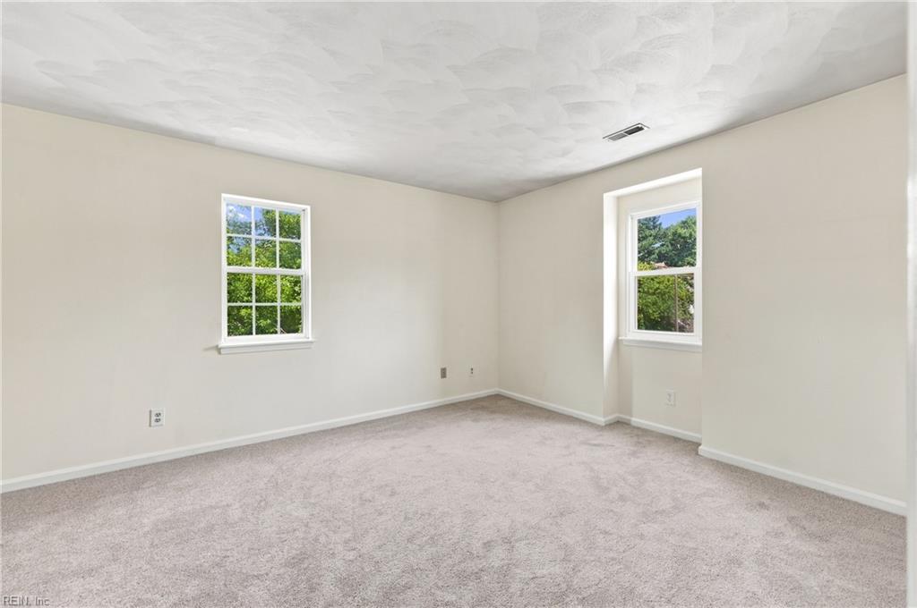 604 Winscott Ct Property Photo 42