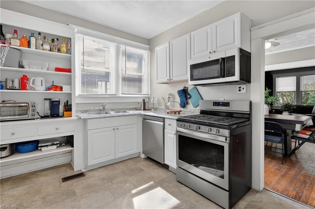 1400 Melrose Pw Property Photo 18