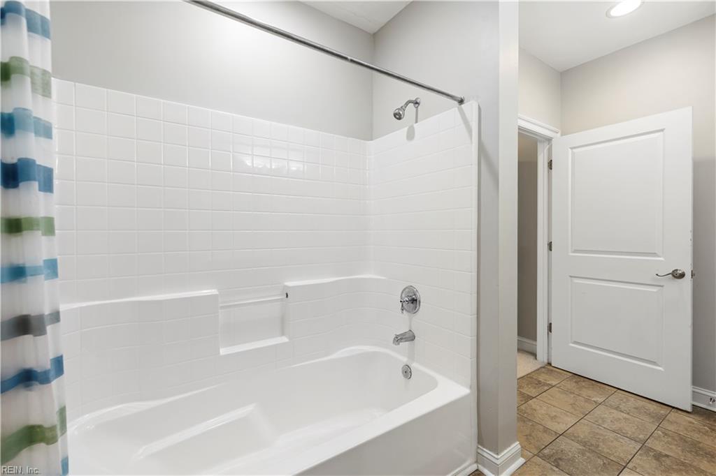 7231 Newport Ave Property Photo 22