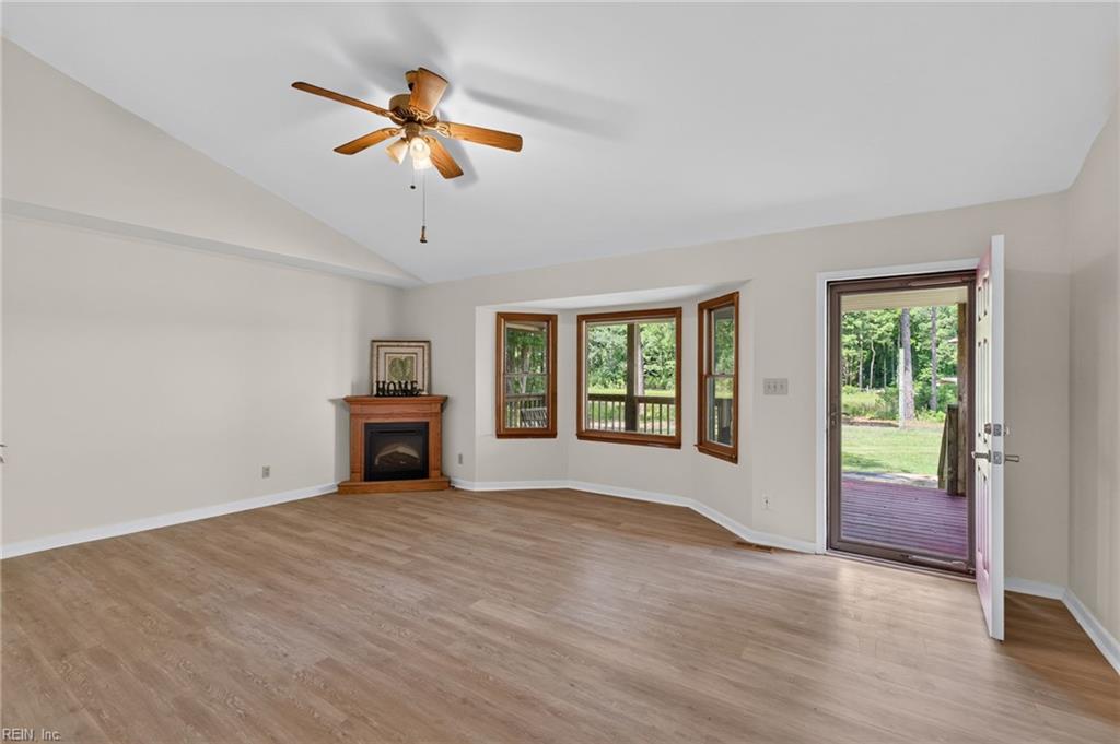 1143 Potato Neck Rd Property Photo 4