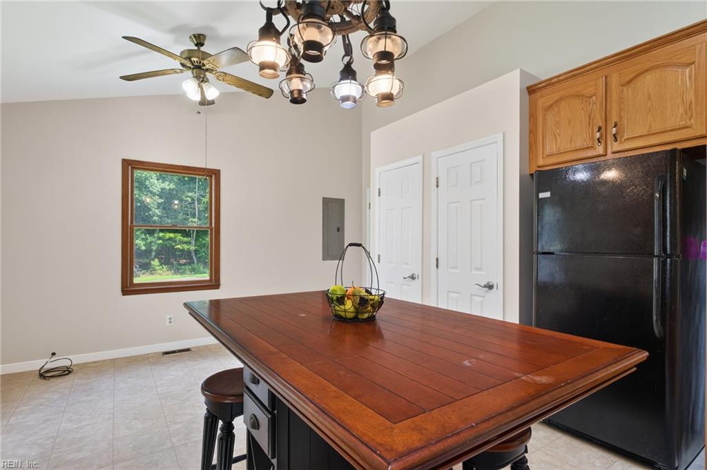 1143 Potato Neck Rd Property Photo 12
