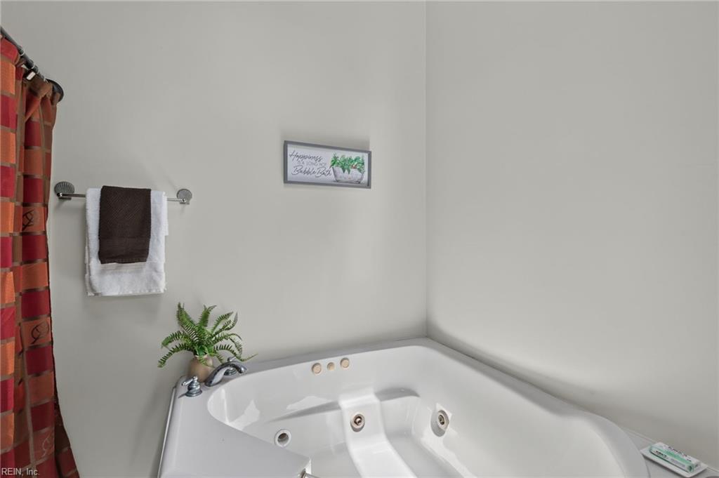 1143 Potato Neck Rd Property Photo 20