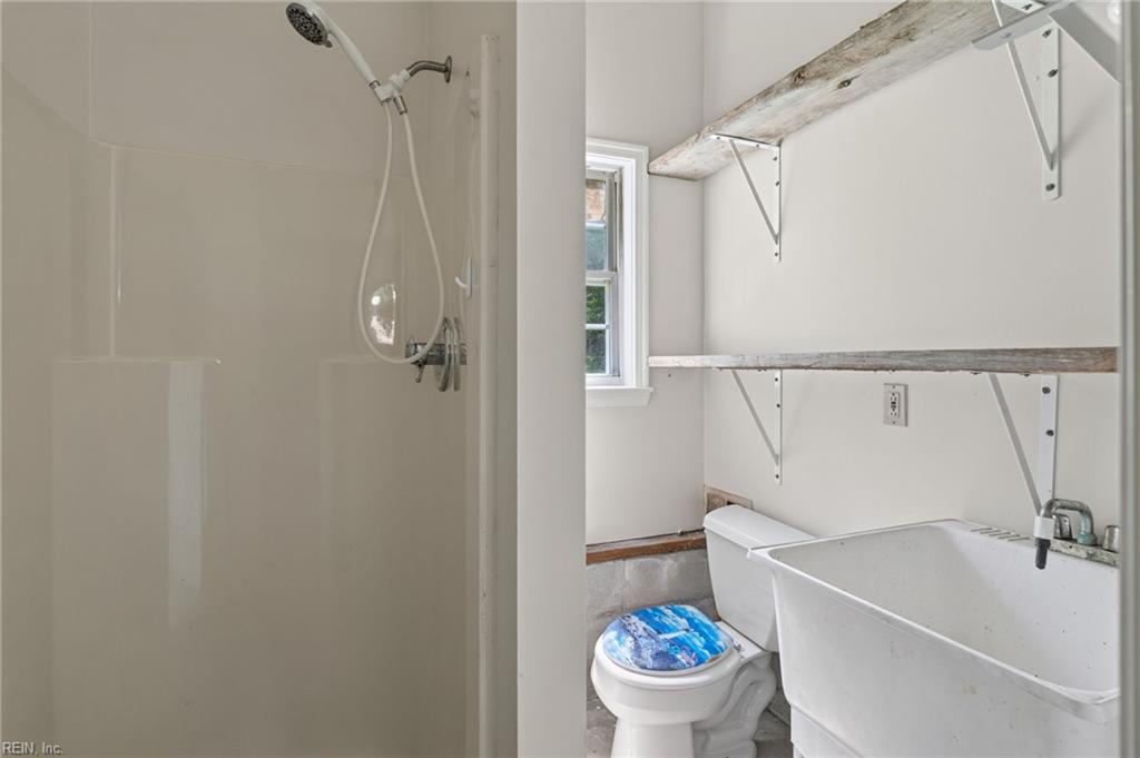 1143 Potato Neck Rd Property Photo 27