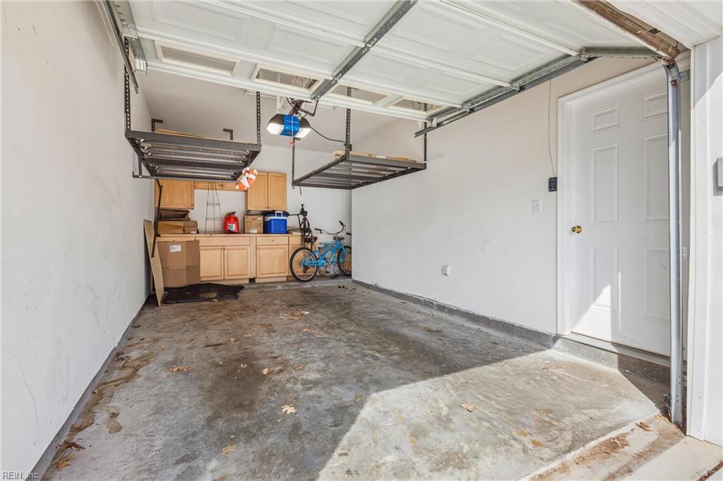 706 River Rock Way Property Photo 32