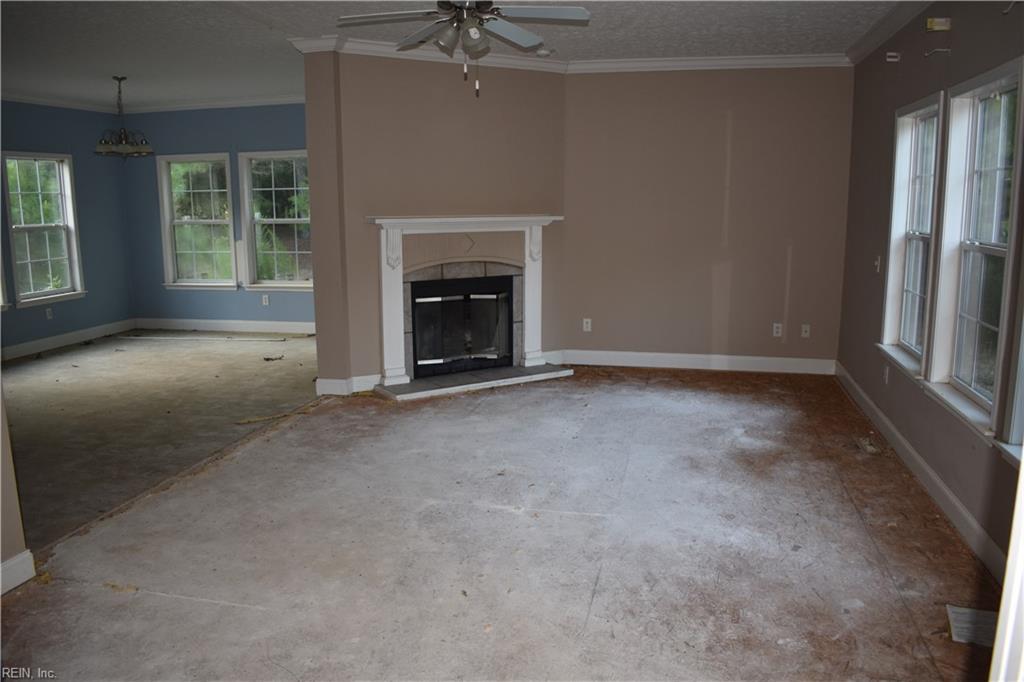 6250 Farmers Dr Property Photo 2