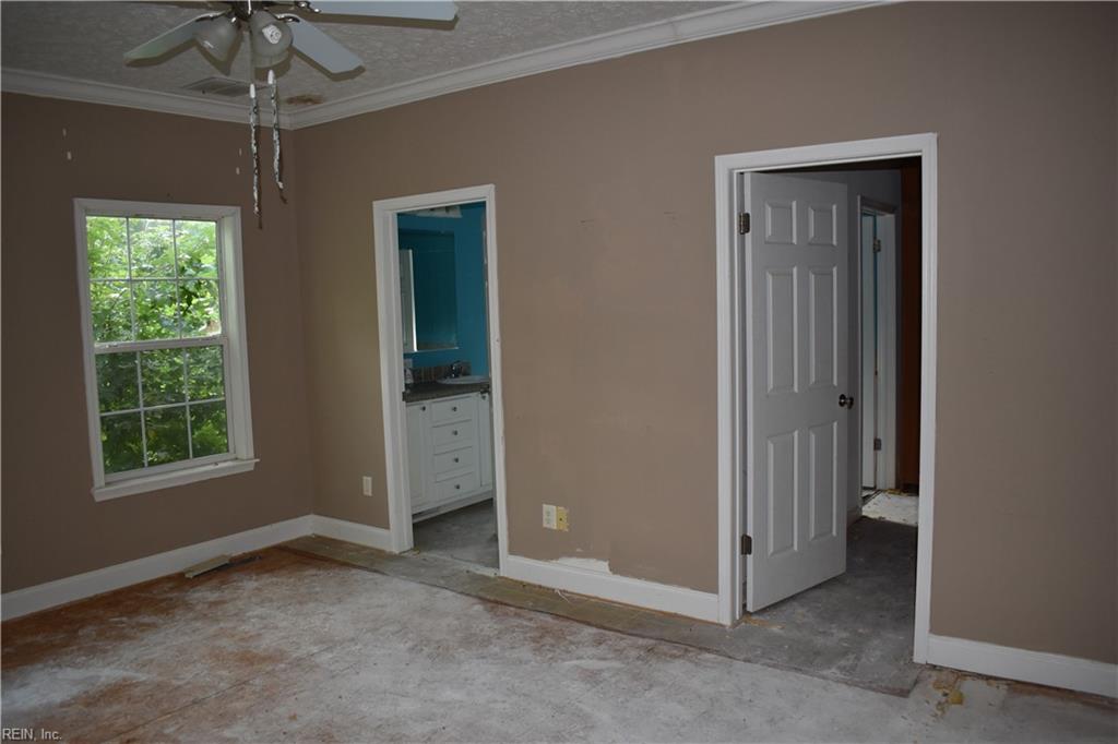 6250 Farmers Dr Property Photo 7