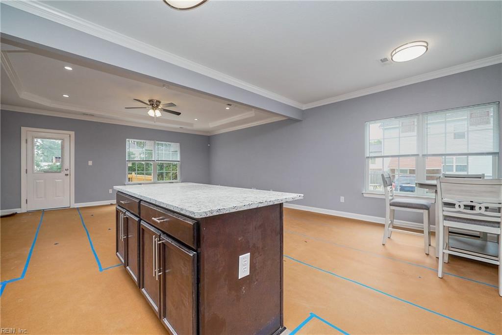 4108 Scott St Property Photo 7