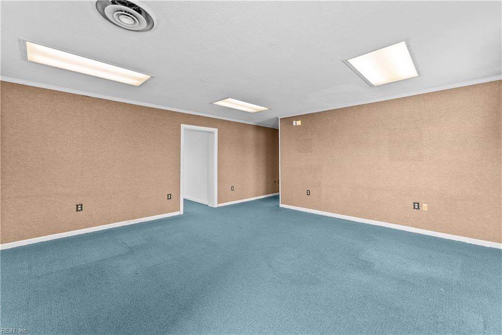 2474 E Little Creek Rd Property Photo 6