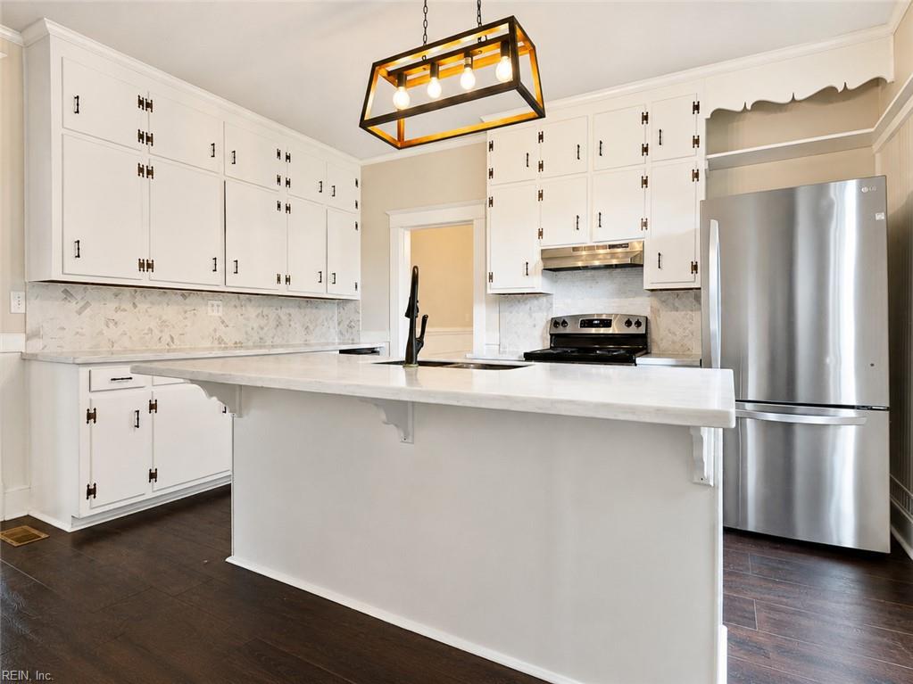 498 Romayne Dr Property Photo 12