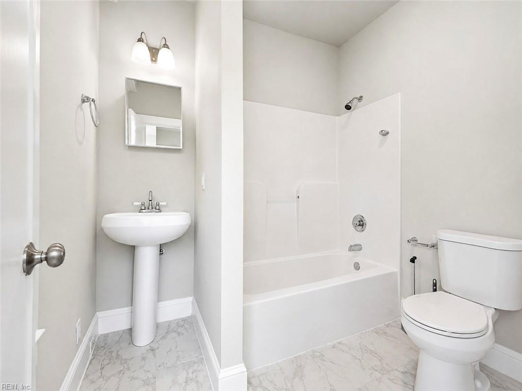 498 Romayne Dr Property Photo 19